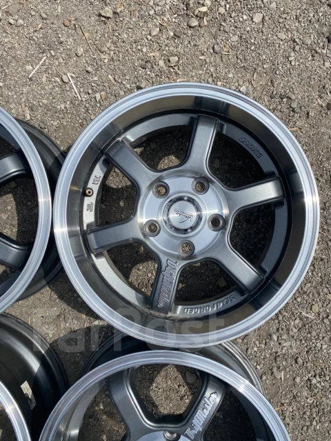 Veloche. 6.5x15", 5x114.3, ET35 ����
