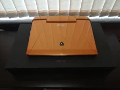 Asus Lamborghini VX7. 15.6", 2����, ��� 6 ��, ���� 750���, WiFi: 1, Bluetooth: 1 ����