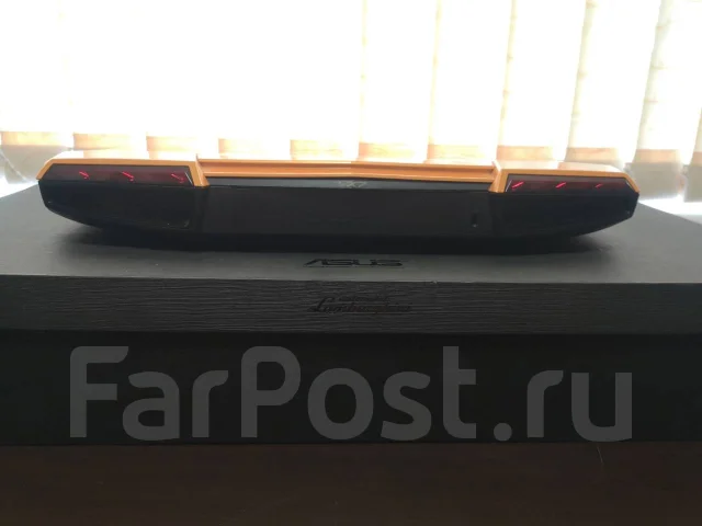 Asus Lamborghini VX7. 15.6", 2����, ��� 6 ��, ���� 750���, WiFi: 1, Bluetooth: 1 ����