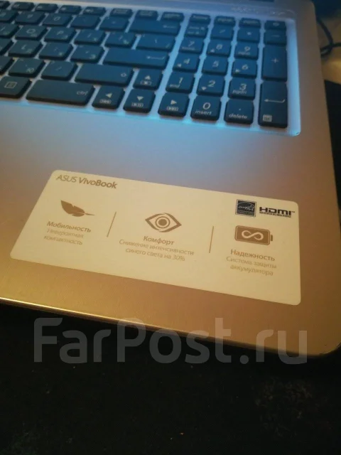 Asus VivoBook. 15.6", 1,1����, ��� 4 ��, ���� 500���, WiFi: 1, Bluetooth: 1, ����������� �� 4��. ����
