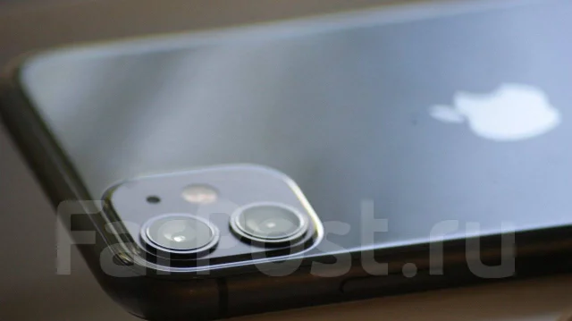 Apple iPhone 11. �/�, ������, 3G, 4G LTE, Dual-SIM, ����������, ���������, NFC ����