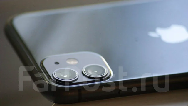 Apple iPhone 11. �/�, ������, 3G, 4G LTE, Dual-SIM, ����������, ���������, NFC ����