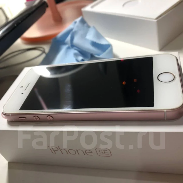 Apple iPhone SE. �/�, ������� ����