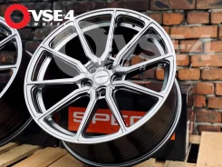 Vossen HF-3. 9.5x19", 5x114.3, ET38, �� 73,1���. ����