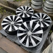 Anevias. 8.0x18", 5x114.3, ET45, �� 73���. ����