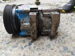 ������ ���������� ������������ E18161450 FORD, Mazda E181-61450 ����