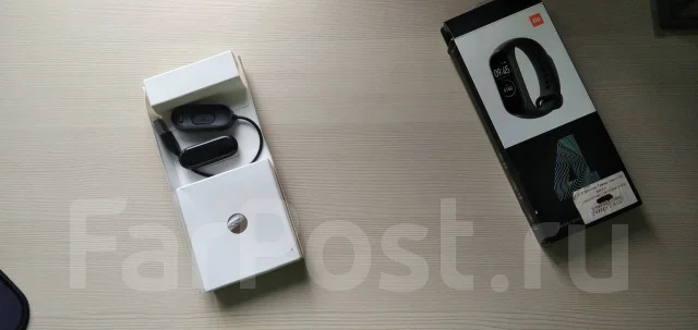 Xiaomi Mi Band 4. NFC ����