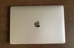 Apple MacBook Pro 13 2018. 13.3", ��� 8 ��, ���� 256���, WiFi: 1, Bluetooth: 1, ����������� �� 10��. ����
