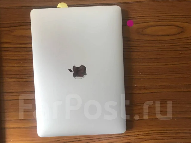 Apple MacBook 12. 12", 3����, ��� 8 ��, ���� 256���, WiFi: 1, Bluetooth: 1, ����������� �� 24��. ����