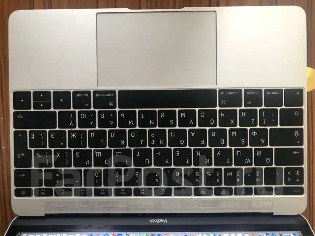 Apple MacBook 12. 12", 3����, ��� 8 ��, ���� 256���, WiFi: 1, Bluetooth: 1, ����������� �� 24��. ����