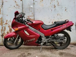 Kawasaki ZZR 250 ����