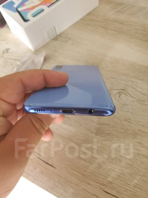 Samsung Galaxy A70. �/�, �����, 3G, 4G LTE, Dual-SIM, NFC ����