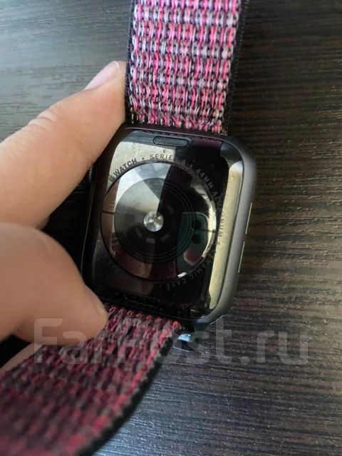 Apple Watch Series 4 ����