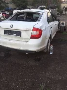 Skoda Rapid ����