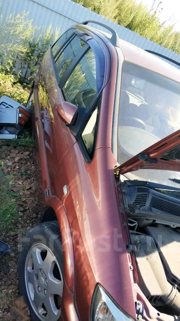 Subaru Traviq. XM220, Z22 ����