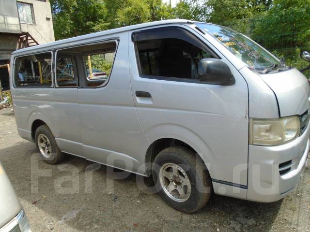 Toyota hiace kdh206