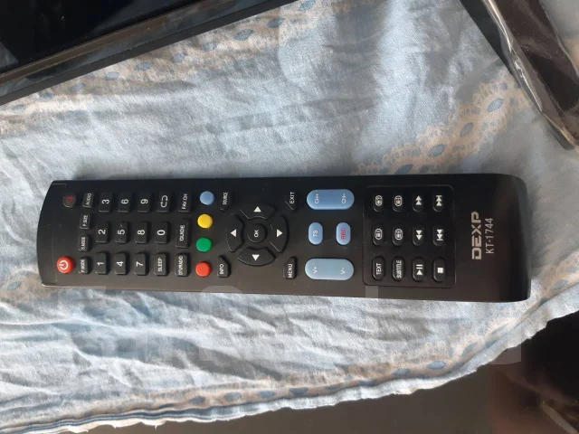DEXP F40D7100M. LED ����