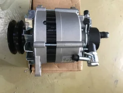 ��������� TD27 BD30 LD20 TD42 /12V/70A C ������� 23100-02N19 ����