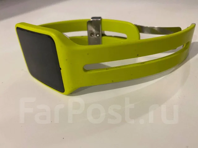 Sony SmartWatch 3. GPS, IP67 ����