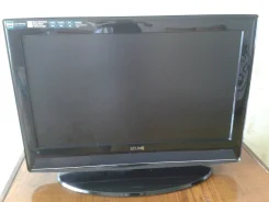 Izumi. LCD (��) ����