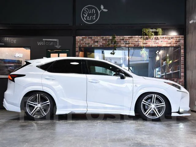 Lexus NX200t. �������, 4wd, 2.0 (238��.�.), ������, 62����. ��, �/�. ��� ����� �� ������������ ����