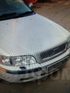 Volvo S40 ����