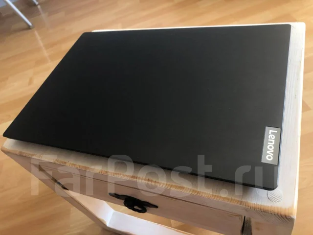 Lenovo Ideapad S145. 15.6", 2,6����, ��� 4 ��, ���� 256���, WiFi: 1, Bluetooth: 1, ����������� �� 5��. ����