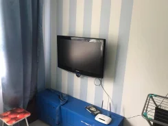 Samsung LE32R81B. LCD (��) ����