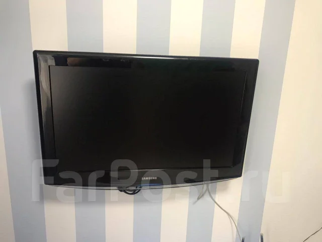 Samsung LE32R81B. LCD (��) ����