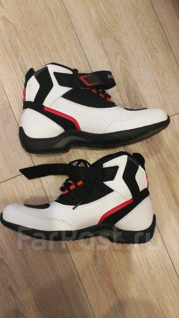 Продам мото кроссовки, новый, в наличии. Цена: 6 000₽ во Владивостоке