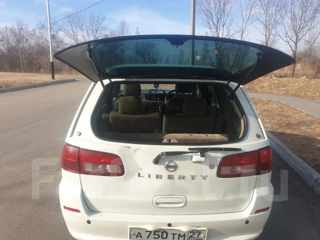 Nissan Liberty. �������, ��������, 2.0 (108��.�.), ������, 130 000����. �� ����