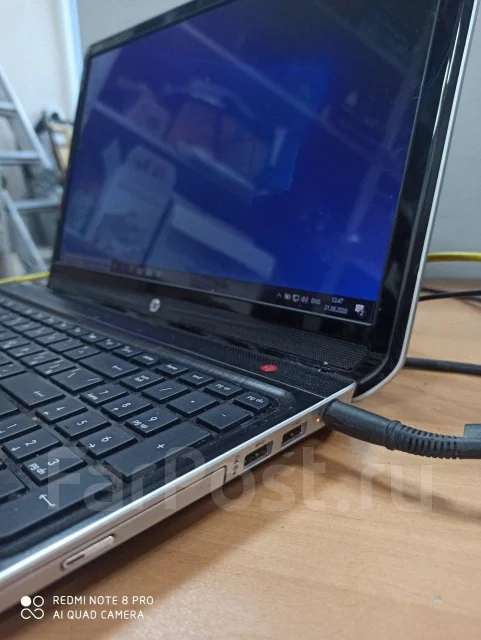 HP Envy dv6. 15.6", 2,4����, ��� 8 ��, ���� 256���, WiFi: 1, Bluetooth: 1, ����������� �� 1��. ����