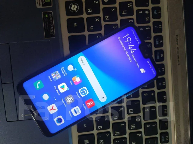 Huawei P20 lite. �/�, 3G, 4G LTE, Dual-SIM, ����������, NFC ����