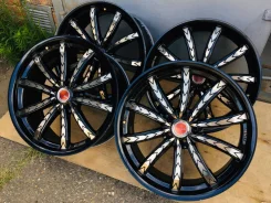 M'z SPEED Julia. 8.5x20", 5x114.3, ET30, �� 73���. ����