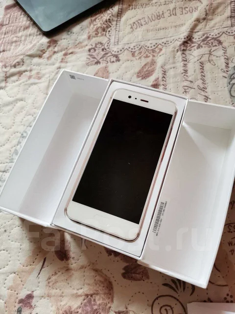 Huawei P10. �/�, �������, 3G, 4G LTE, Dual-SIM, NFC ����