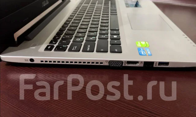 Asus K56C. 15.6", 1,8����, ��� 4 ��, ���� 149���, WiFi: 1, Bluetooth: 1, ����������� �� 2��. ����
