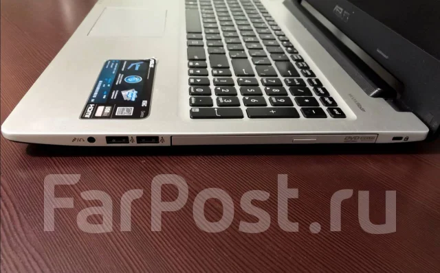 Asus K56C. 15.6", 1,8����, ��� 4 ��, ���� 149���, WiFi: 1, Bluetooth: 1, ����������� �� 2��. ����