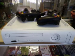 Microsoft Xbox 360 Arcade ����