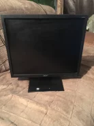 Acer. 19" ����