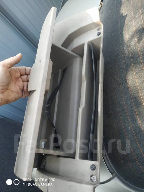 Как снять бардачок киа соренто 1