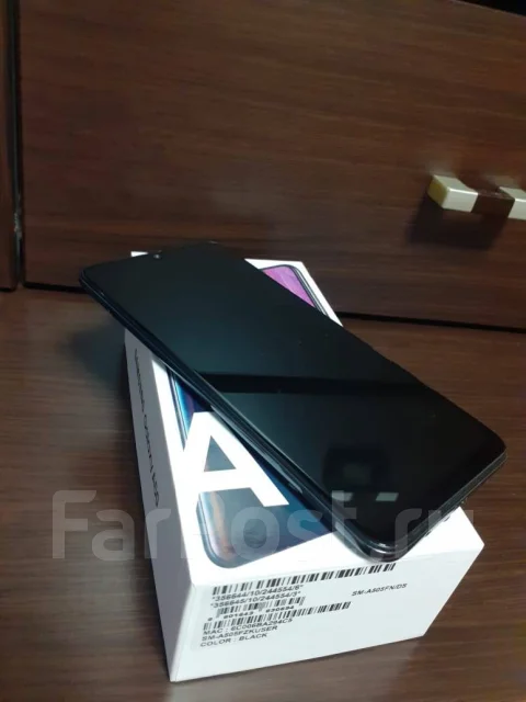 Samsung Galaxy A50. �/�, ������ ����