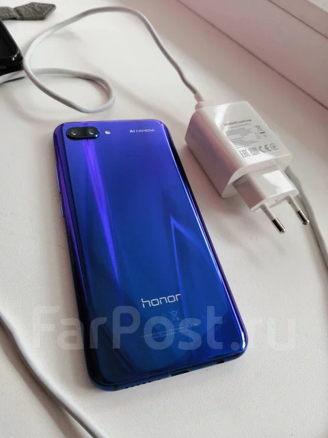 Honor 10. �/�, 3G, 4G LTE, Dual-SIM, ����������, NFC ����