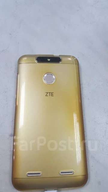 ZTE Blade V8. �/� ����