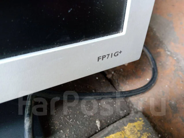 BenQ. 17" ����