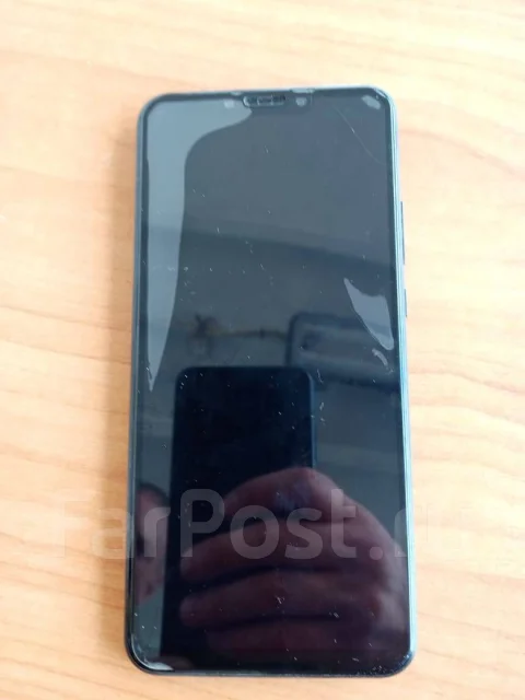 Huawei Nova 3i. �/�, ������, 4G LTE, NFC ����