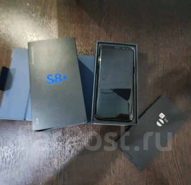 Samsung Galaxy S8+. �/�, ������, 4G LTE, NFC ����