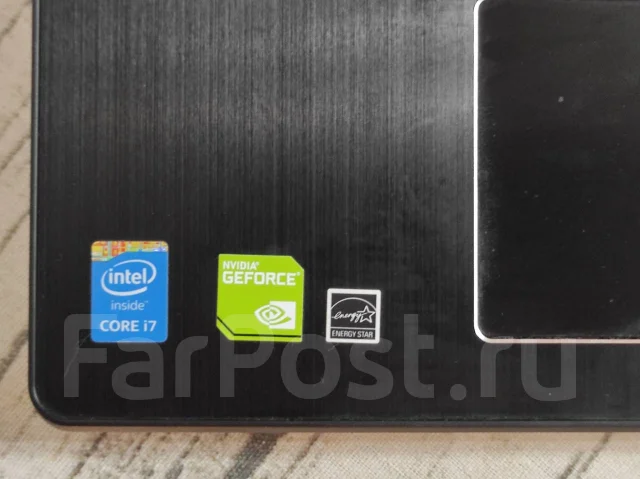 Lenovo Yoga. 15.6", 2,4����, ��� 4 ��, ���� 1 000���, WiFi: 1, Bluetooth: 1 ����