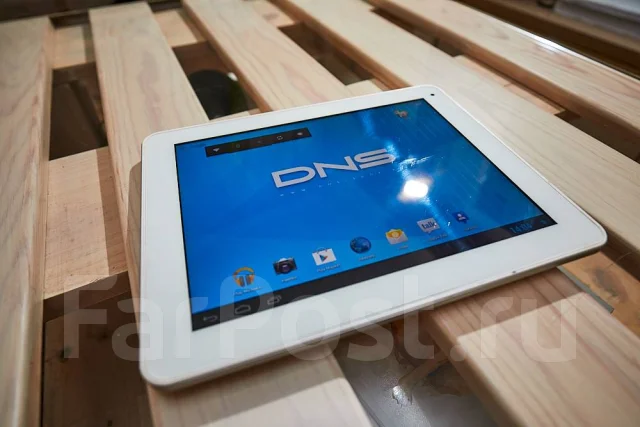 DNS AirTab M975W ����