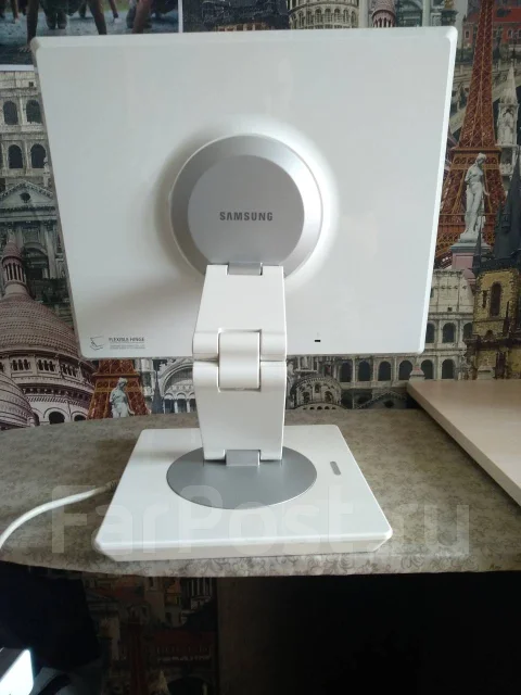 Samsung. 19" ����