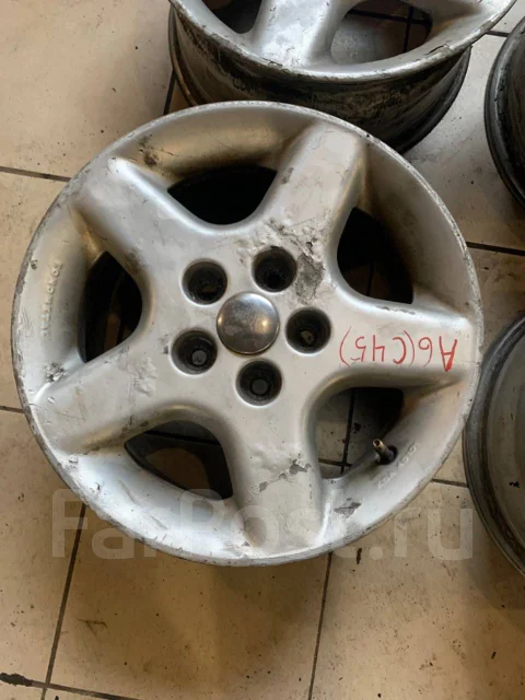 Fondmetal. 7.0x15", 5x112, ET42 ����